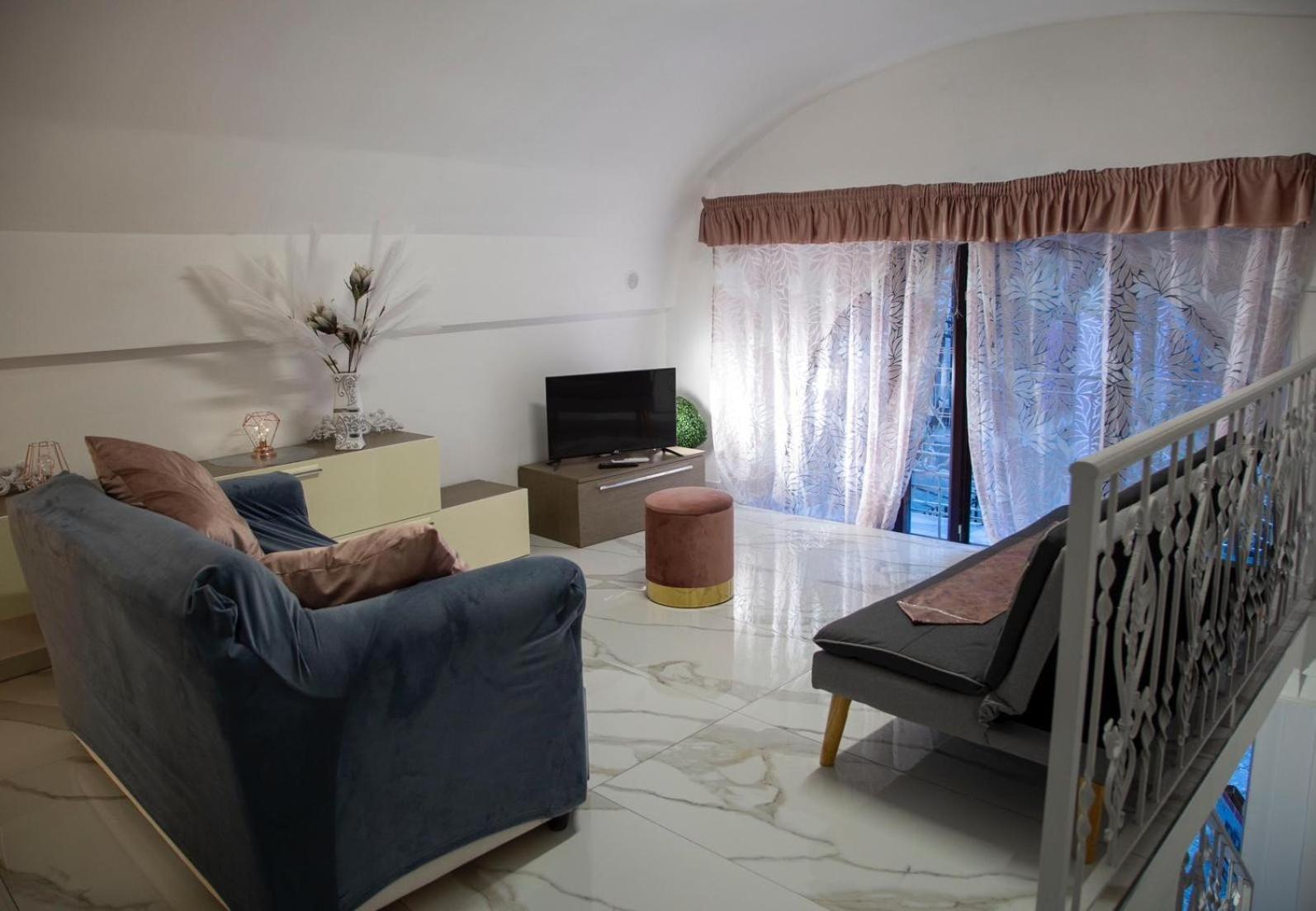 Tiluri Apartman Nápoly Kültér fotó